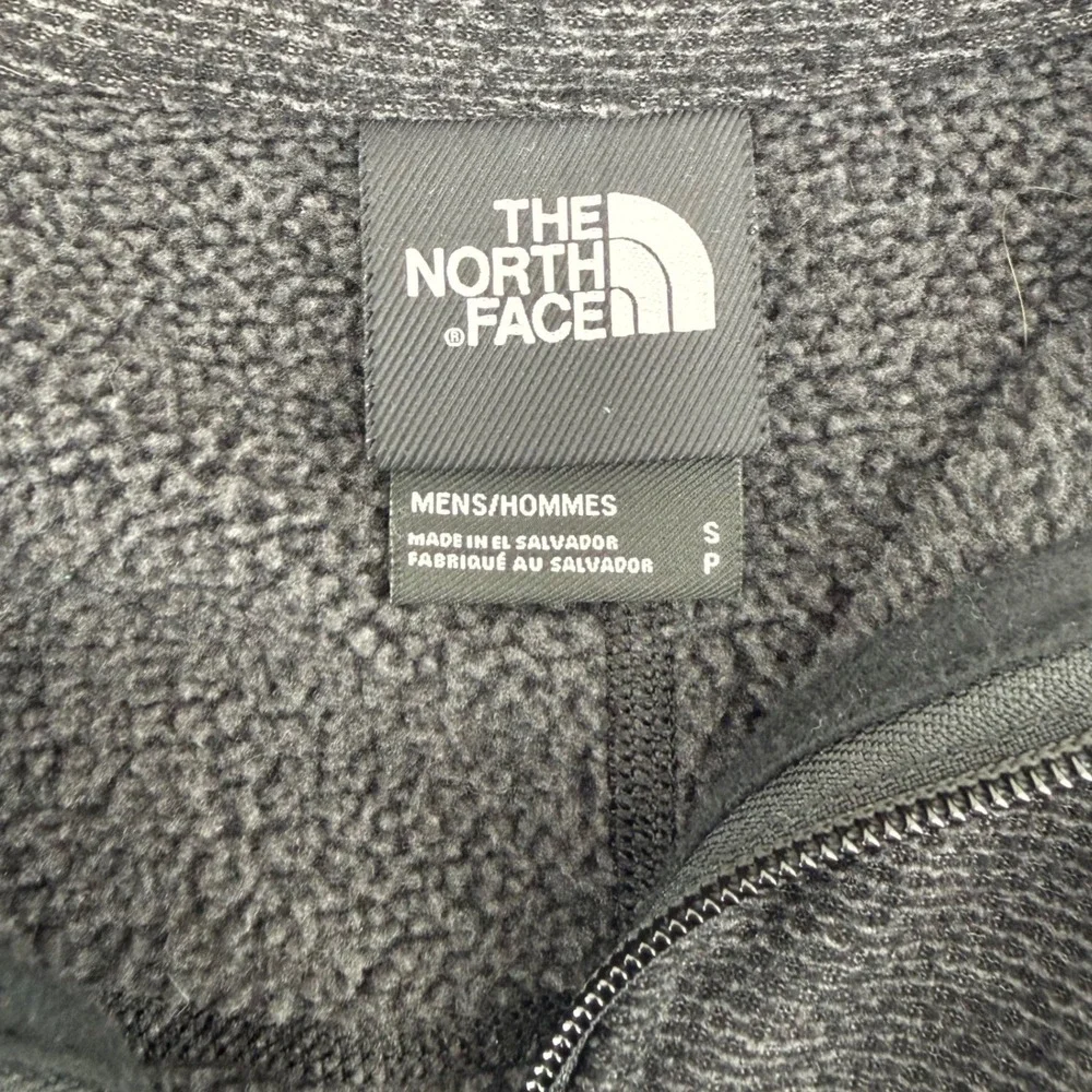 NWOT The North Face Mens Pullover textured‎ Fleece Quarter Zip Gray, Small